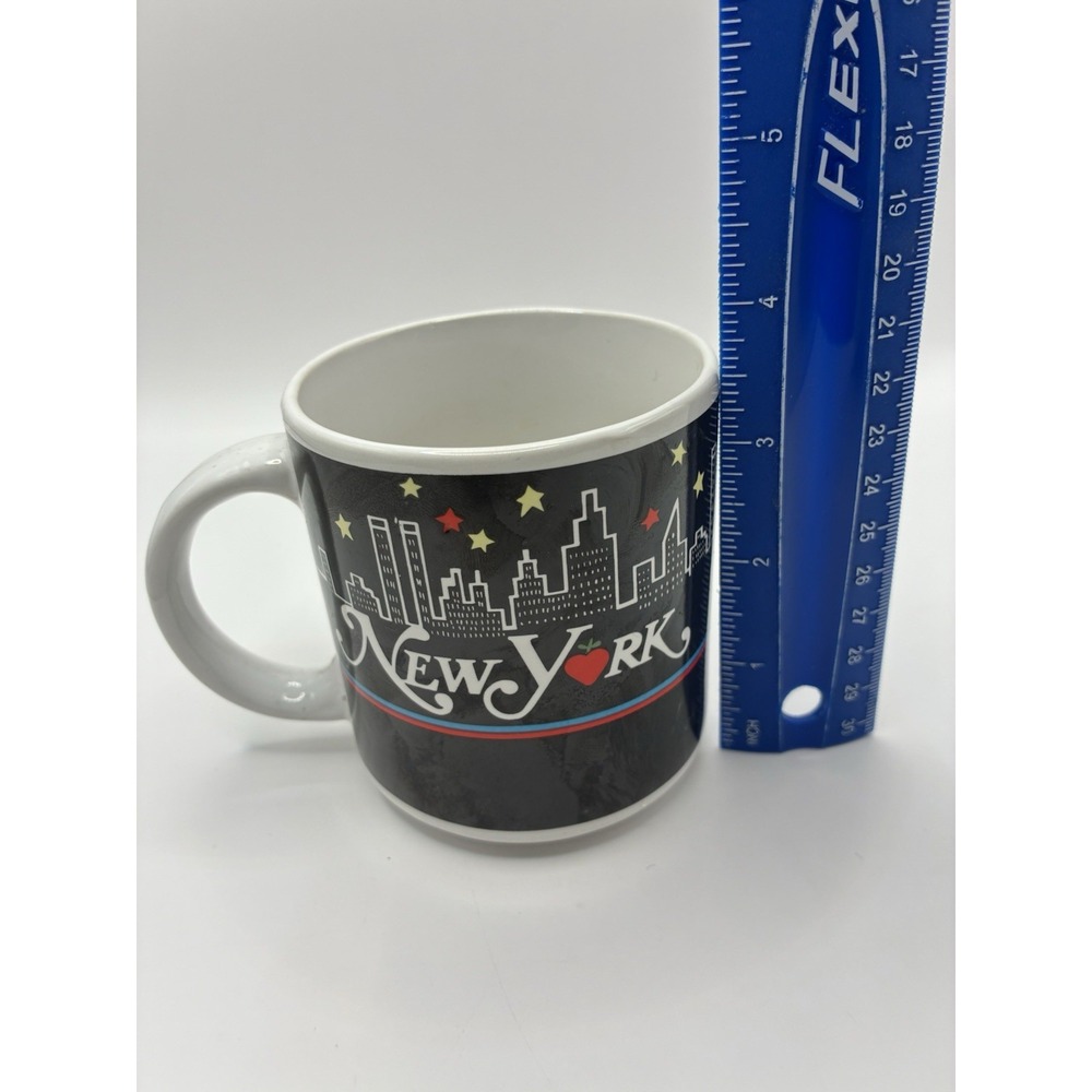Vintage New York City Coffee Mug Nighttime skyline Twin Towers - Picture 7 of 7